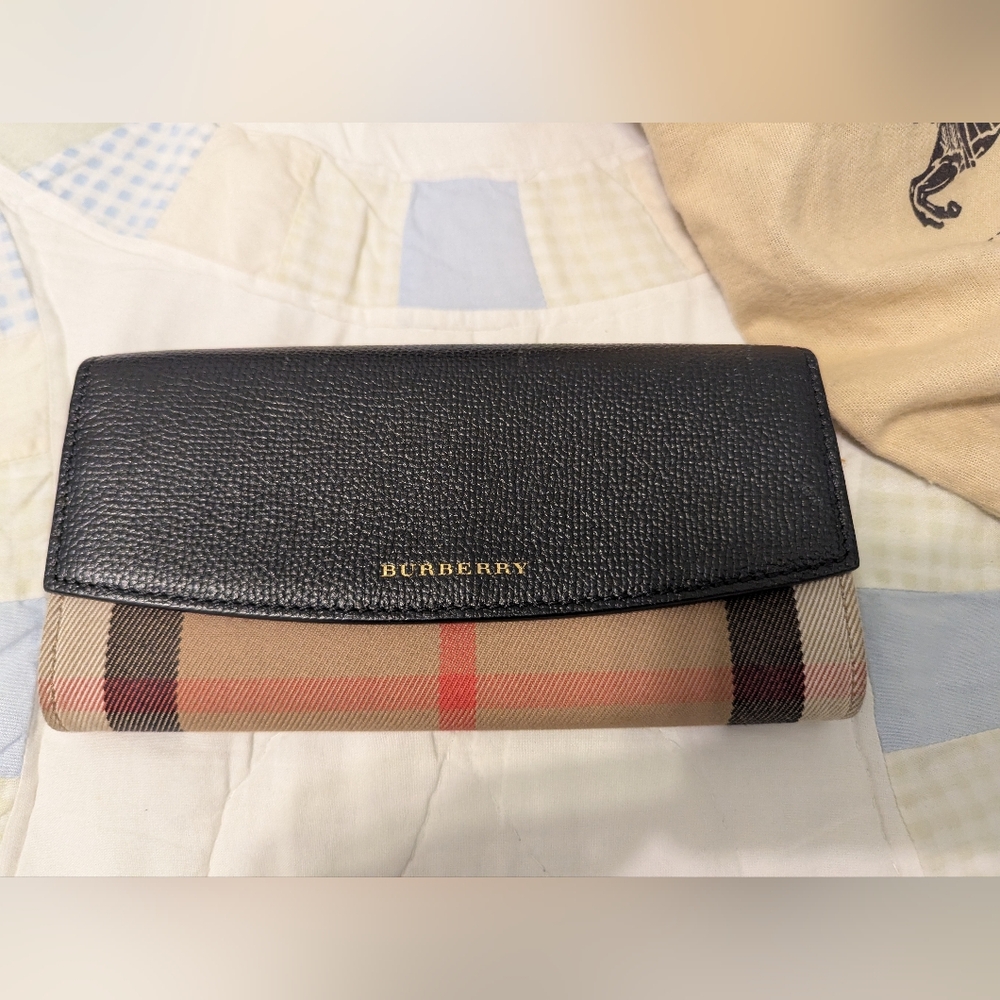 Burberry Long Wallet